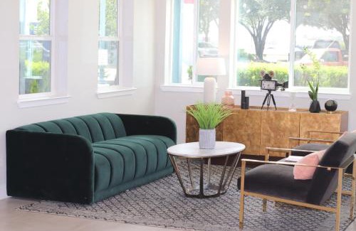 Irving Hotel | Arya Inn and Suites