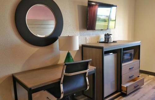 Irving Hotel | Arya Inn and Suites