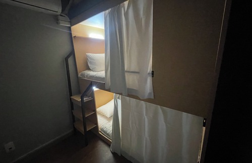 Seogyo-dong Cama Y Desayuno | As a new guesthouse, Our guesthouse is exclusively for women only.