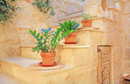 Rabat Casa | Como auténtico como es posible, experimentar una pared doble Piedra 1ª Mano