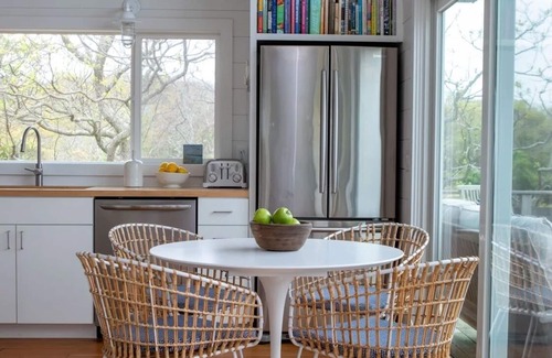 Aquinnah Casa | As featured in Vineyard Style