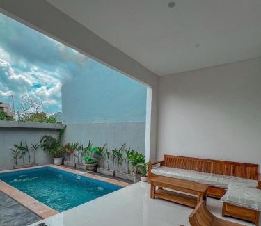 Singakerta Villa | asbby love heart villa