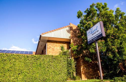Ascot Hotel | Ascot Budget Inn & Residences