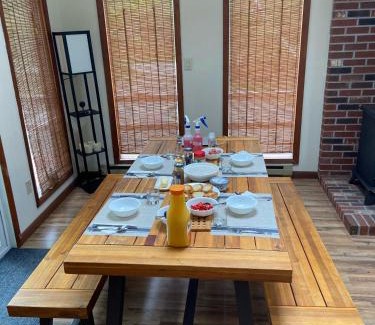 Long Pond Chalet De Esquí | Ash Cottage in Poconos near Camelback & Kalahari