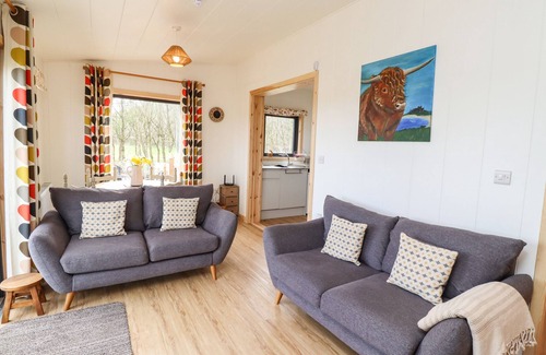 Morpeth Cabaña | ASH LODGE, pet friendly, character holiday cottage in Morpeth