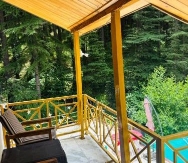 Old Manali Hotel | Asha Cottage