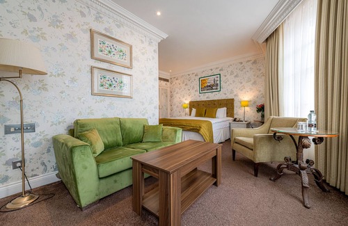 Kensington Hotel | Ashburn Hotel