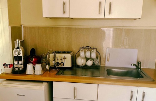 Fresnaye Cama Y Desayuno | Ashby Manor Guest House