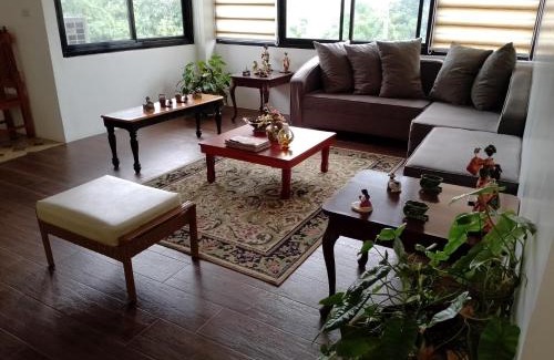 Dagupan Apartamento | Asher's and 3 Marias Transient House