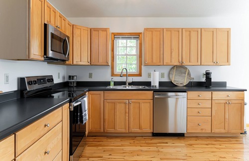 Woodfin Casa | Asheville Nest - 4 beds/ 2 bath with game room, pet friendly!