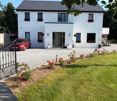 Shanagarry Cama Y Desayuno | Ashlee Lodge, Shanagarry P25K6R6 Near Ballymaloe House & Garryvoe Hotel