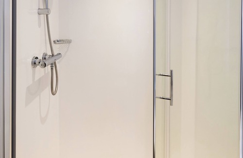Cork Hotel | Ashlin House