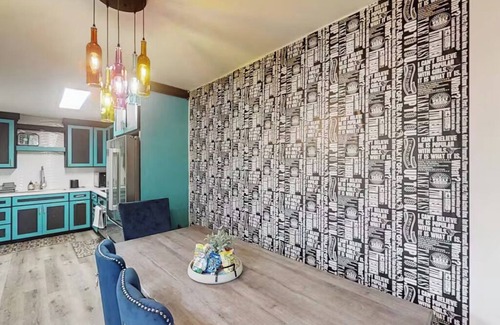 McAllen Casa | Ashraya - Charming 4-bedroom house with AC, WiFi in McAllen