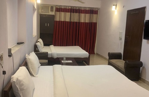 Kashmere Gate Casa | Ashu Villa Guest House