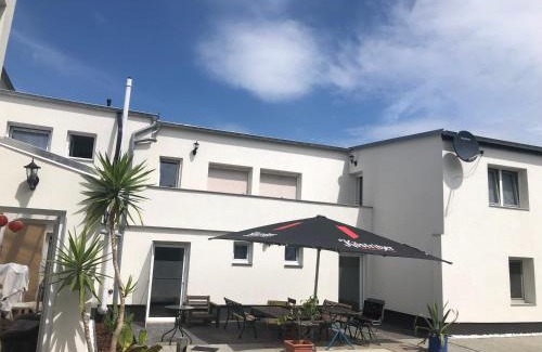 Frankleben Casa | Asiatisches Landhaus Pension