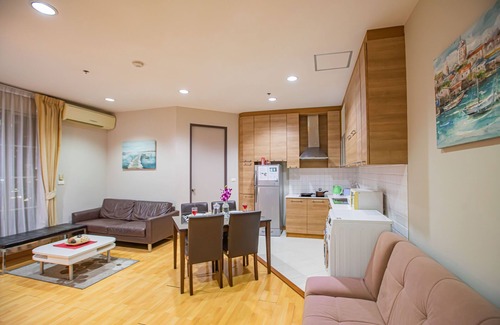 Bangkok Central Business District Casa | Asok Terminal 21 2BR @ BTS / MRT Pool / Netflix 市中心 购物中心 B