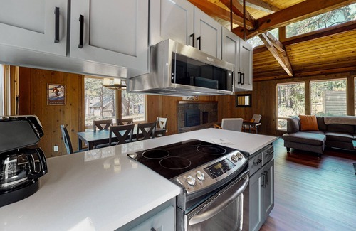 Sunriver Casa | Aspen Butte Beauty | House in Sunriver