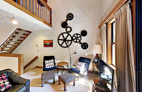 Truckee Apartamento | Aspen Grove Escape