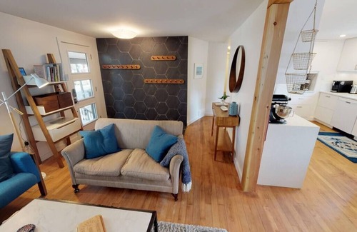 East Kootenay Casa | ASPEN GROVE / Fernie / Hot Tub/ Walk Downtown