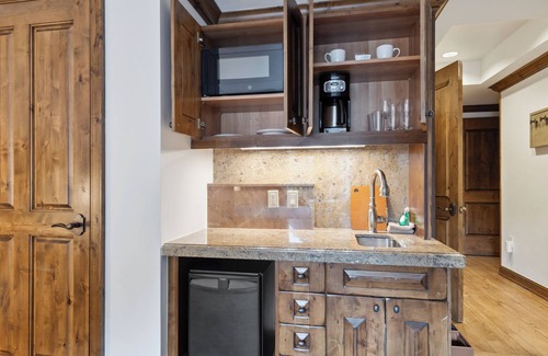 Downtown Apartamento | Hyatt Grand Aspen Luxury al 40-70% de descuento ¡Precios para propietarios!