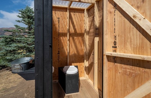 Tehachapi Alquiler De RV | Aspen Tent |Unique Getaway | Glamping Tent Experience