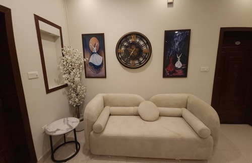 Islamabad Casa | Aspire Lodge - Family Guest House, Bedrooms with private washrooms in Islamabad