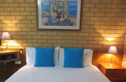 Aspley Hotel | Aspley Pioneer Motel