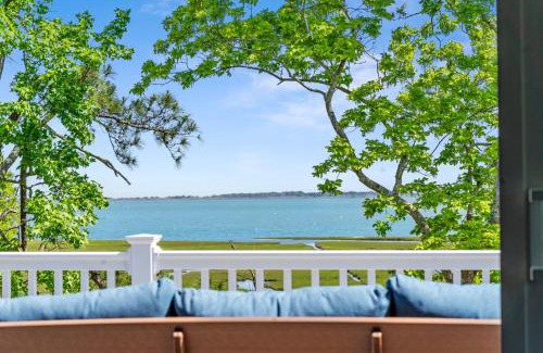 Berlin Casa | Assateague Holiday House 4BR luxury home with Assateague views and only 5 min drive to the island!