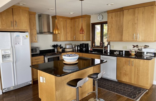 Chincoteague Casa | Assateague Point - Dynamic Waterfront ,Pier,Dock, LINENS AND TOWELS PROVIDED