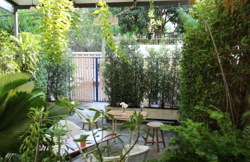 Asoke Cama Y Desayuno | Aster 9 House