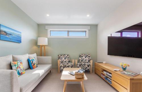 Kapiti Coast Cama Y Desayuno | Aston Road Villa Bed & Breakfast