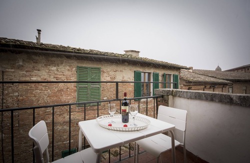 Siena Historical Center Apartamento | Astonish Cathedral View