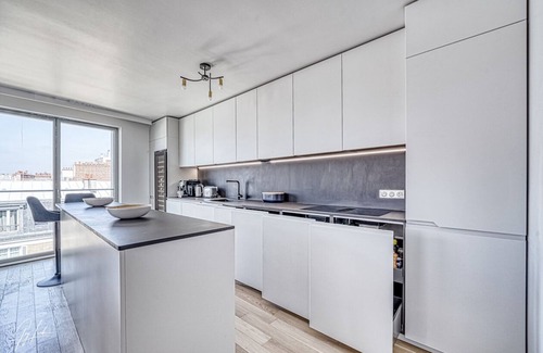 Auteuil Apartamento | Astonishing views on Paris from the 45m2 terrace at the 8th floor -new building