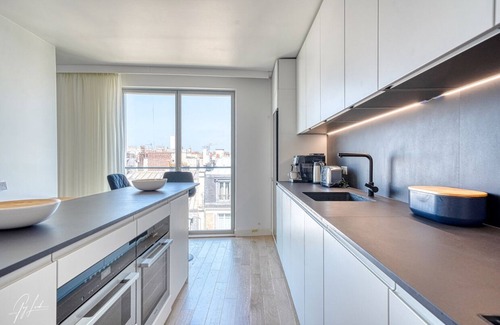 Auteuil Apartamento | Astonishing views on Paris from the 45m2 terrace at the 8th floor -new building