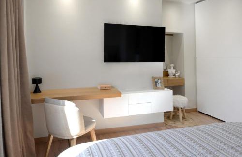 Alimos Apartamento | Astric Seaview Penthouse