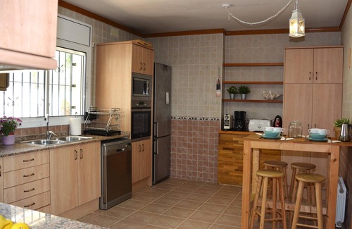 Sitges Villa | A 10 minutos de Sitges en COCHE. Villa Sitges Serena Alta Calidad. 400 m2.