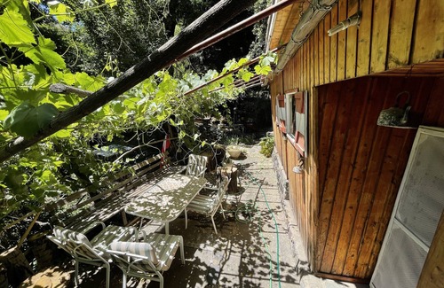 Los Azules Cabina | at 1400 meters alpine cabin 40 mins from the slopes and 1 hour 30 from santiago