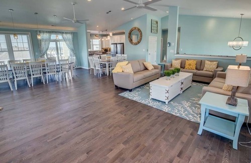 Sandbridge Casa | Por fin | 240 pies de la playa | Piscina privada, jacuzzi