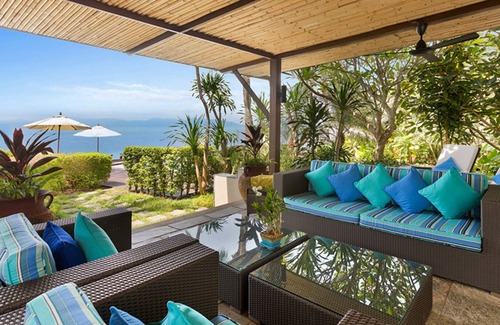 Bang Po Villa | At Last You and Your Friends can Rent a Luxury Villa with 24/7 Concierge and Private Chef