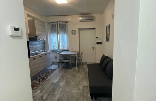 Carugate Apartamento | "At Laura's House"