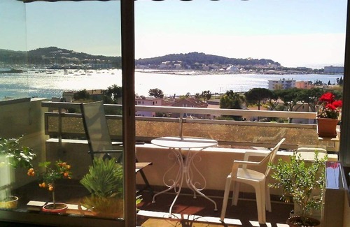 Tamaris Apartamento | En Tamaris, vista panorámica al mar, aire acondicionado, WIFI