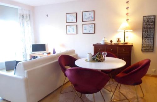 Honfleur Apartamento | At the Balconies on the Digue Chic T3 for 2 to 4p baby with garage