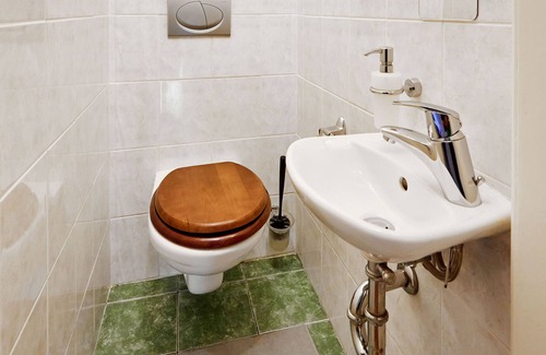 Hradcany Apartamento | At the Blue Lion - Apartment for 7 Guests - Parking Assistance