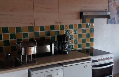 Eyne 2600 Apartamento | At the foot of the ski slopes comfortable apartment with terrace and stove