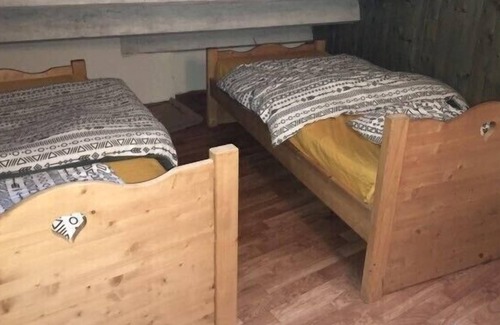 Eyne 2600 Apartamento | At the foot of the ski slopes comfortable apartment with terrace and stove