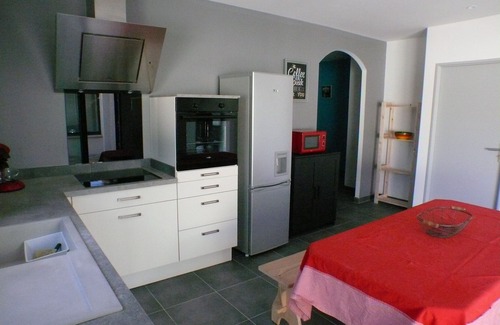 Monteux Cabaña | A los pies de Ventoux, nueva casa rural con aire acondicionado y piscina privada.