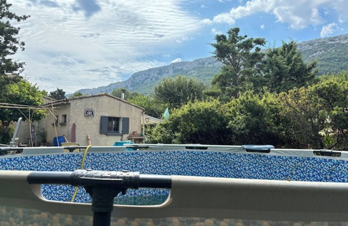 Plan-d'Aups-Sainte-Baume Casa | AT THE ENTRANCE TO THE STE BAUME FOREST Entire house, 2500 m2 of land