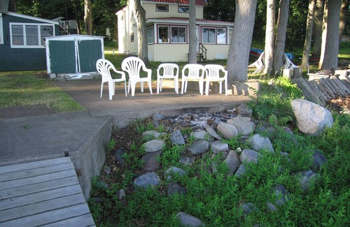 Cleveland Casa | En el lago, rodeado de desierto