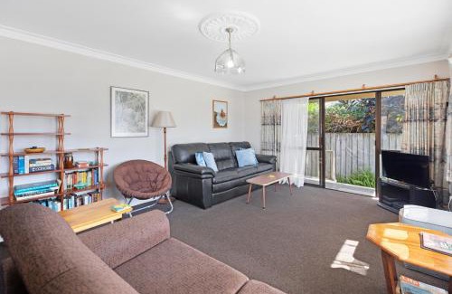 Mount Maunganui Casa | At The Mount - Mt Maunganui Holiday Home