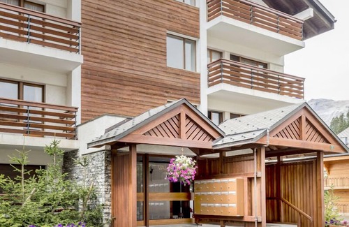 Lens Apartamento | At walking distance from the center of Crans and Golf Course!